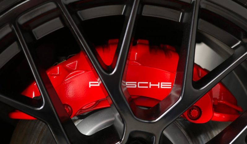 
								PORSCHE MACAN GTS full									